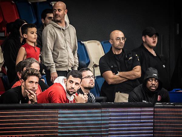 העומס משפיע (עודד קרני)