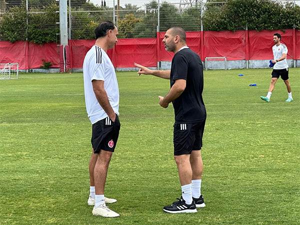 (הפועל ת“א, רשמי)