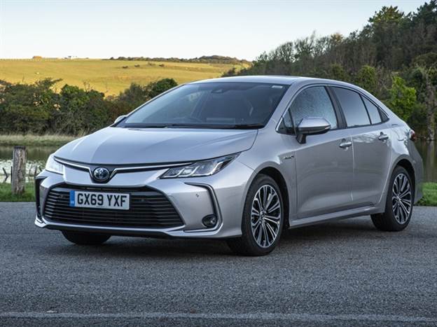 טויוטה קורולה הייבריד - המשפחתית הקלאסית של ישראל ישראלי