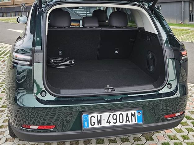 נפח מספק של 435 ליטר ועד 1,410 ליטר בקיפול מושבים