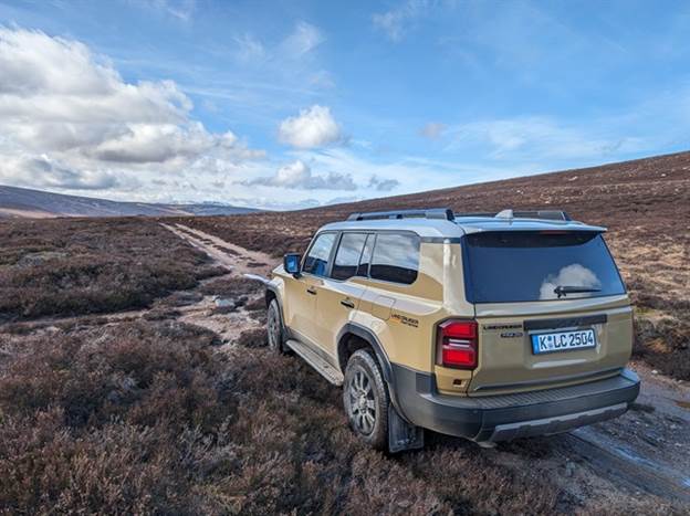 המנוע דומה, הגיר חדש