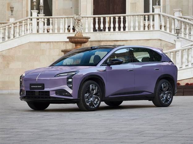 הונגצ`י EHS7 - סוללות 85 או 111 קוט“ש והספק של עד 610 כ“ס עם 3.5 שניות ל-100 קמ“ש