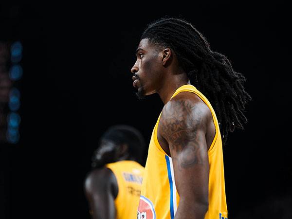 קלארק. השתלב מצוין בקבוצה (Euroleague Basketball via Getty)