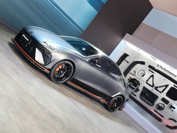 תוכלו לשדרג את החשמלית הספורטיבית שלכם עם חלקי N Performance