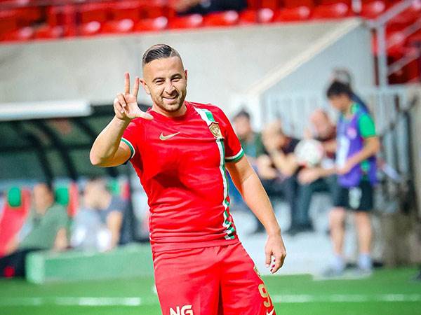 (האתר הרשמי של אמדספור)