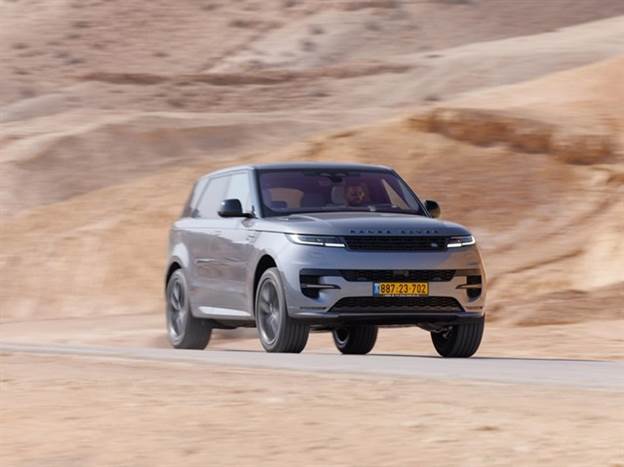 ריינג` רובר בנזין חוזר עם (החל מ-) 400 כ“ס