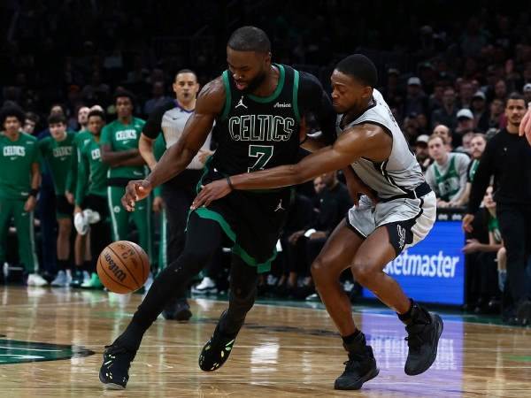 (Photo By Winslow Townson/Getty Images)