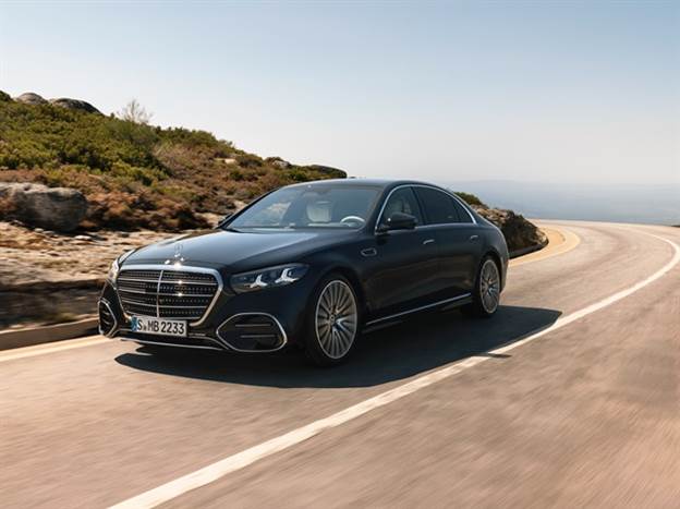 יחידות הנעה מעודכנות, לכולן סיוע מיקרו-היברידי ויש גם גרסאות פלאג-אין ואפילו דיזל