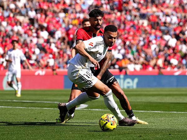 אמבפה חזר להרכב ולא הצליח למצוא את הרשת (Alex Caparros/Getty Images)