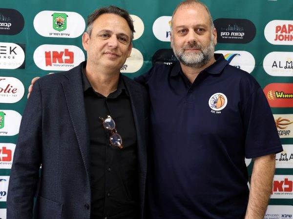 גבאי ושניידרמן (אלן שיבר)