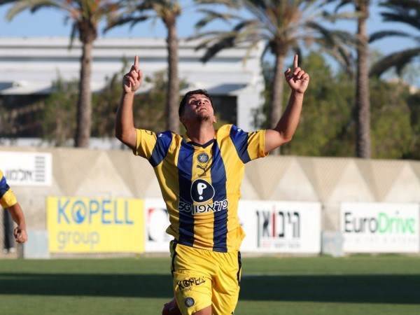 בן סימון. כישרון גדול (האתר הרשמי של מכבי ת“א)