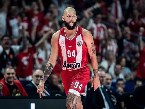 Tolga Adanali/Euroleague Basketball via Getty Images