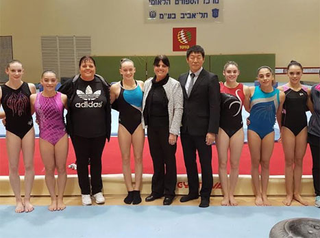 ווטאנבה עם המתעמלות (איגוד ההתעמלות)