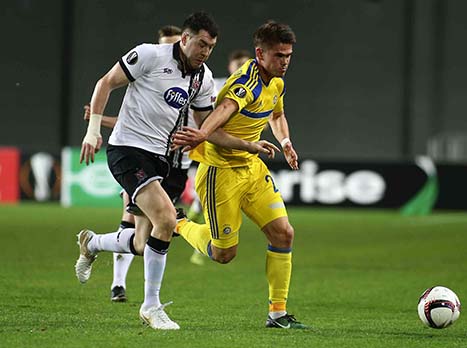 קיארטנסון שוב סופג ביקורות (אלן שיבר)