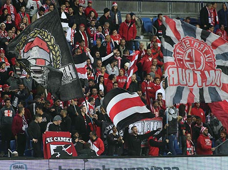 בעוד שבועיים יחגגו זכייה בעוד תואר? (צילום: אלן שיבר)