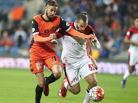 חלוקת נקודות מאכזבת. גבאי וקפילוטו (צילום: אלן שיבר)