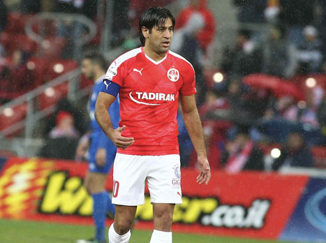 "צריך לשאול את המאמן אם אפתח מול מכבי ת"א" (אלן שיבר)