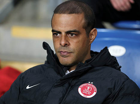 המועמד המוביל. גיא לוזון (אלן שיבר)