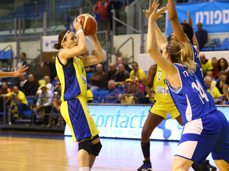 שי דורון במשחק הראשון. אשדוד מחפשת יתרון 0:2 (צילום: עודד קרני, באדיבות מנהלת ליגת העל לנשים בכדורסל)