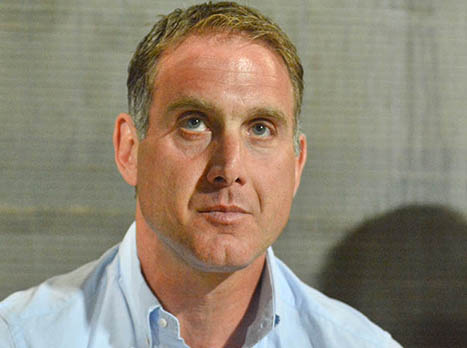 קשטן. לא מצליח לעצור את ההידרדרות (סוכנות ג'יני)