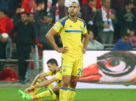 חזק בתכניות של הפועל חיפה. בן חיים הבלם (דני מרון)