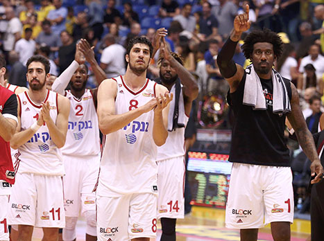 זה ייגמר בצלחת אליפות הערב? (צילום: אלן שיבר)