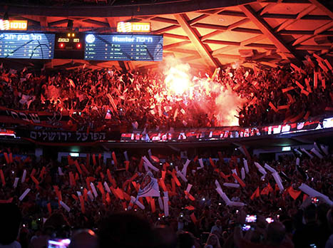 זה התחיל עם אבוקות ביציעים האדומים (אלן שיבר)