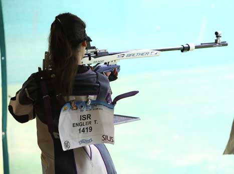 הישג נהדר. אנגלר (גיל סימקוביץ')