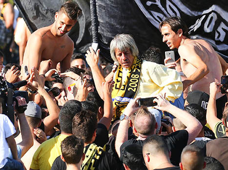 גם נומה הצטרף לחגיגה (דני מרון)