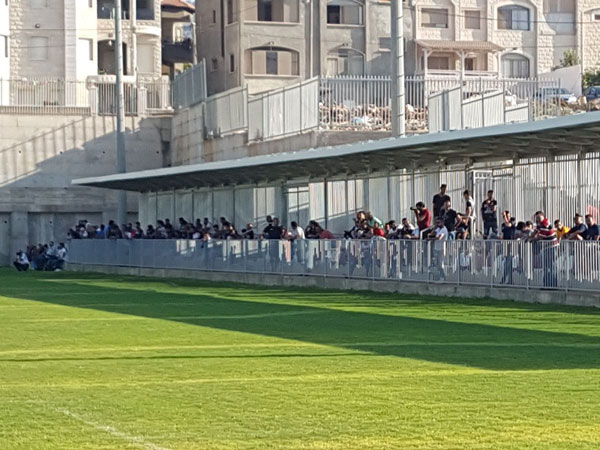 כ-100 אוהדים הגיעו לאימון הראשון