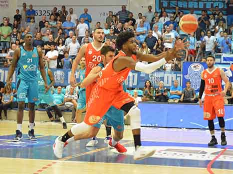 דוסון. ויתר על הצעות ממכבי ת"א וירושלים (מנהלת)