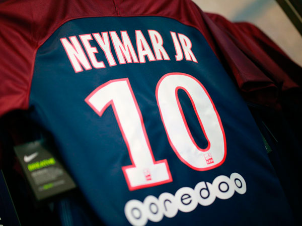 החולצה עם המספר 10 כבר ממתינה (getty)