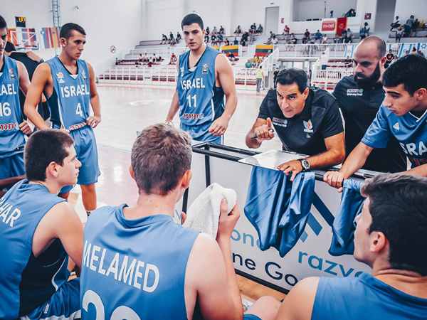 מקווים לחזור לנצח בשמינית