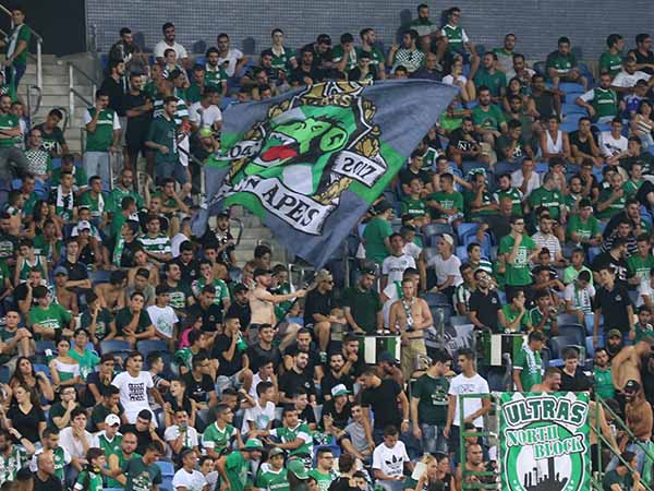 לאוהדים כבר אין סבלנות לחכות (יוסי שקל)