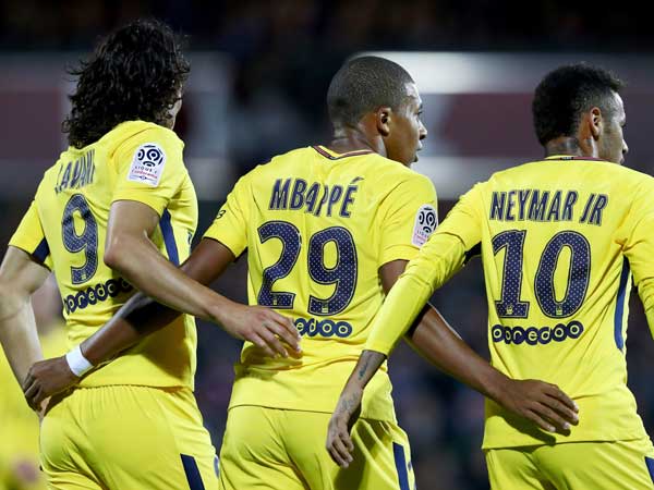 השלישייה כבשה 4 מ-5 השערים (Getty)