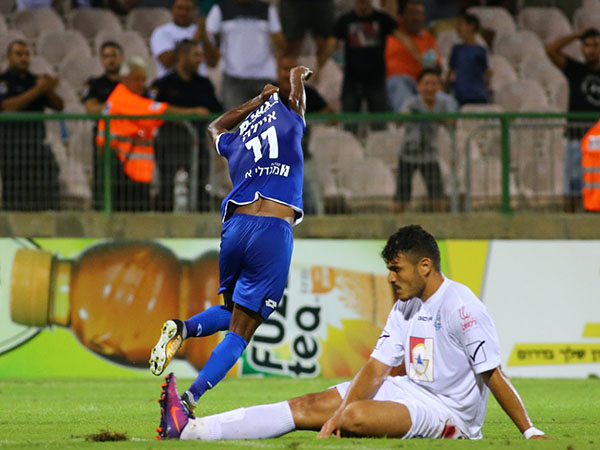 בעקבות ההפסד, עכו קבעה אימון בוקר (צילום: לירון מולדובן)