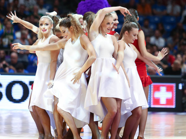 הכל תיקתק (אלן שיבר)