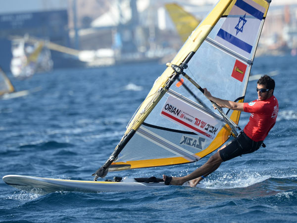 צוברי. שומר על המקום ה-6 (עמית שיסל)