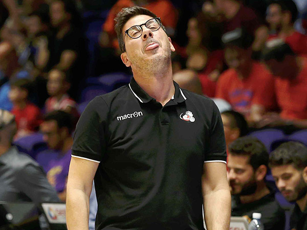 קציקאריס צריך לטפל בבעיות בהקדם, ויש לא מעט (אלן שיבר)