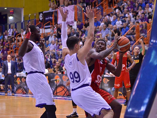 זיו. הפעם נהריה לא איבדה את הראש (מנהלת)