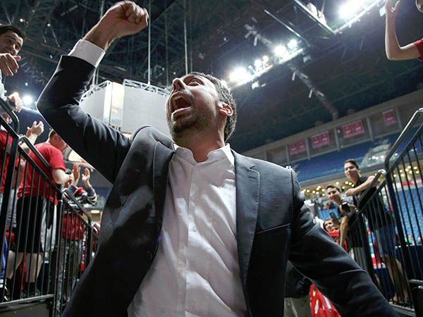 מאור. קיבל חיזוק בצבע (אלן שיבר)