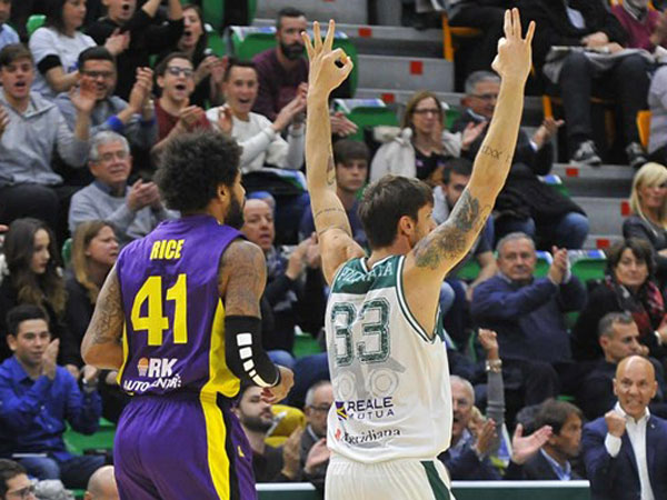 בעקבות ההפסד, חולון נותרה אחרונה בבית עם ניצחון אחד בלבד