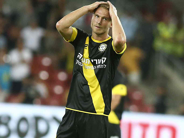 חוזר להרכב. גלזר