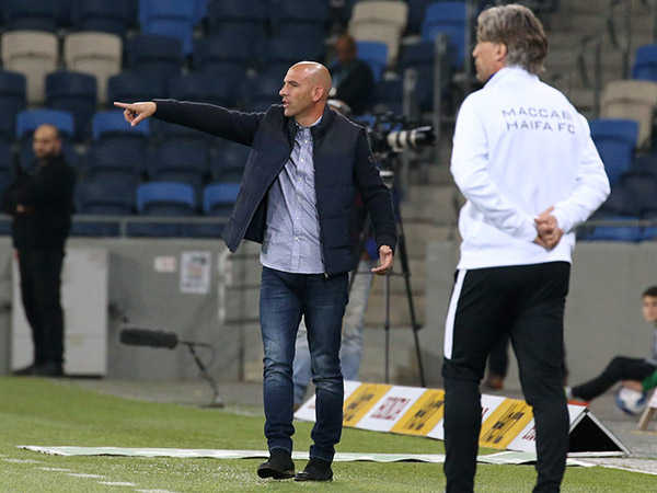 "קונה הרבה ניצחונות קטנים ומורטי עצבים". שביט (יוסי שקל)