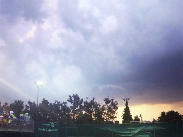 הגשם גרם לעיכוב בפתיחת המערכה השלישית (עופרה פרידמן, איגוד הטניס)