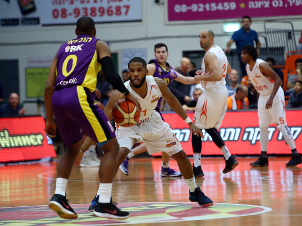 קאמבק מרשים לנס ציונה ברבע השלישי לא עזר (מנהלת)