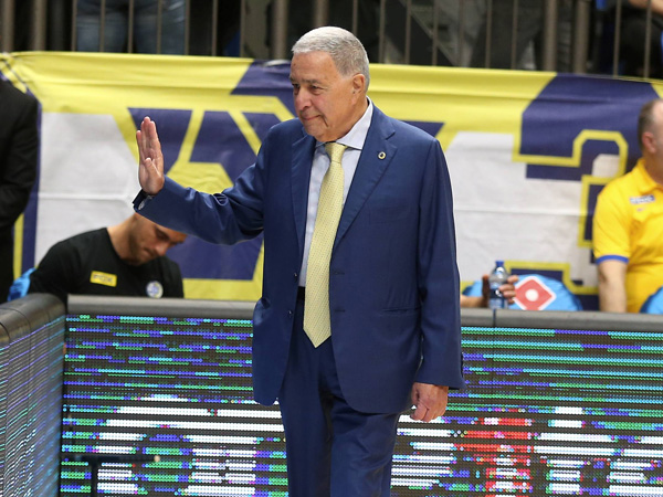 שמעון מזרחי. תחילת העונה נראתה יותר מבטיחה (אלן שיבר)