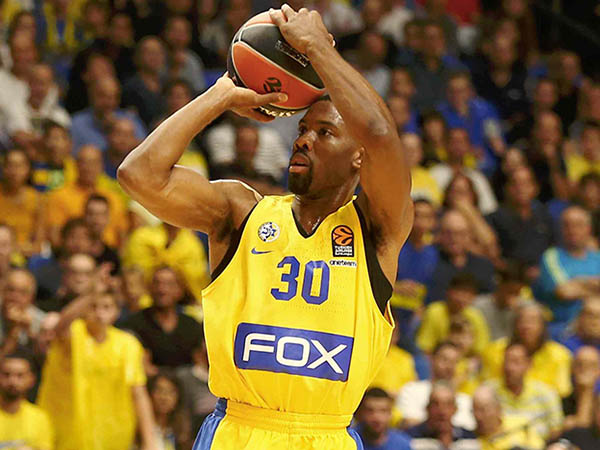 שתי אליפויות ב-NBA, אך שחקן ספסל (אלן שיבר)