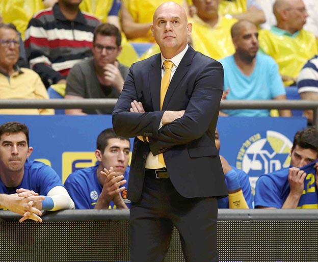 לא נתן תחושה שיש לו פתרון לבעיות (אלן שיבר)