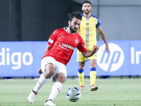 אוחנה. נפגש עם הרופא של באיירן (דני מרון)